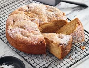 Apple Yogurt Cake